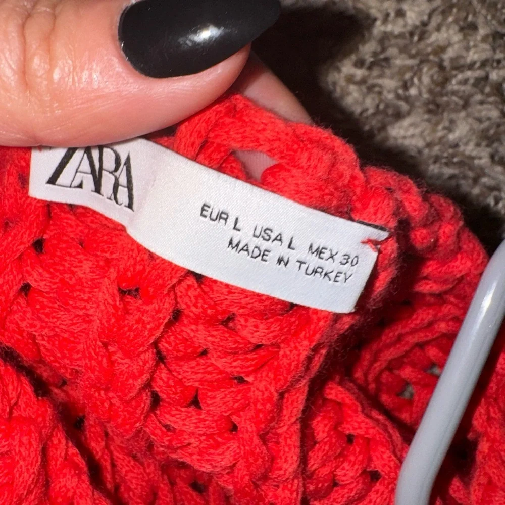 Zara Red Knit Cardigan with Gold Buttons - Picture 2 of 3